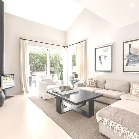 Charming Spanish Villa5 With Large Pool מארבלה